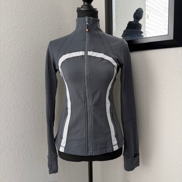 LULULEMON Define Full Zip Jacket Coal Gray Wee Stripe Sz 6 - Picture 3 of 12
